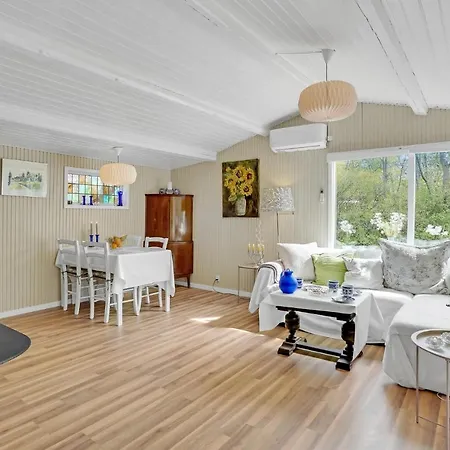 Stunning In With Kitchen *
