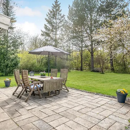 Feriehus Stunning In With Kitchen *